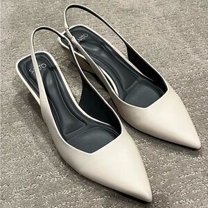 Pointed Toe Slingback Heels